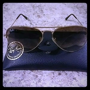 Raybans lens